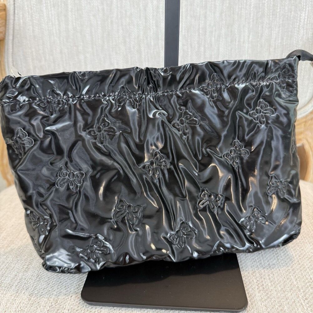 Black Bow Puffy Toiletry Bag Women Small Aesthetic Cosmetic Pouch travel Resort